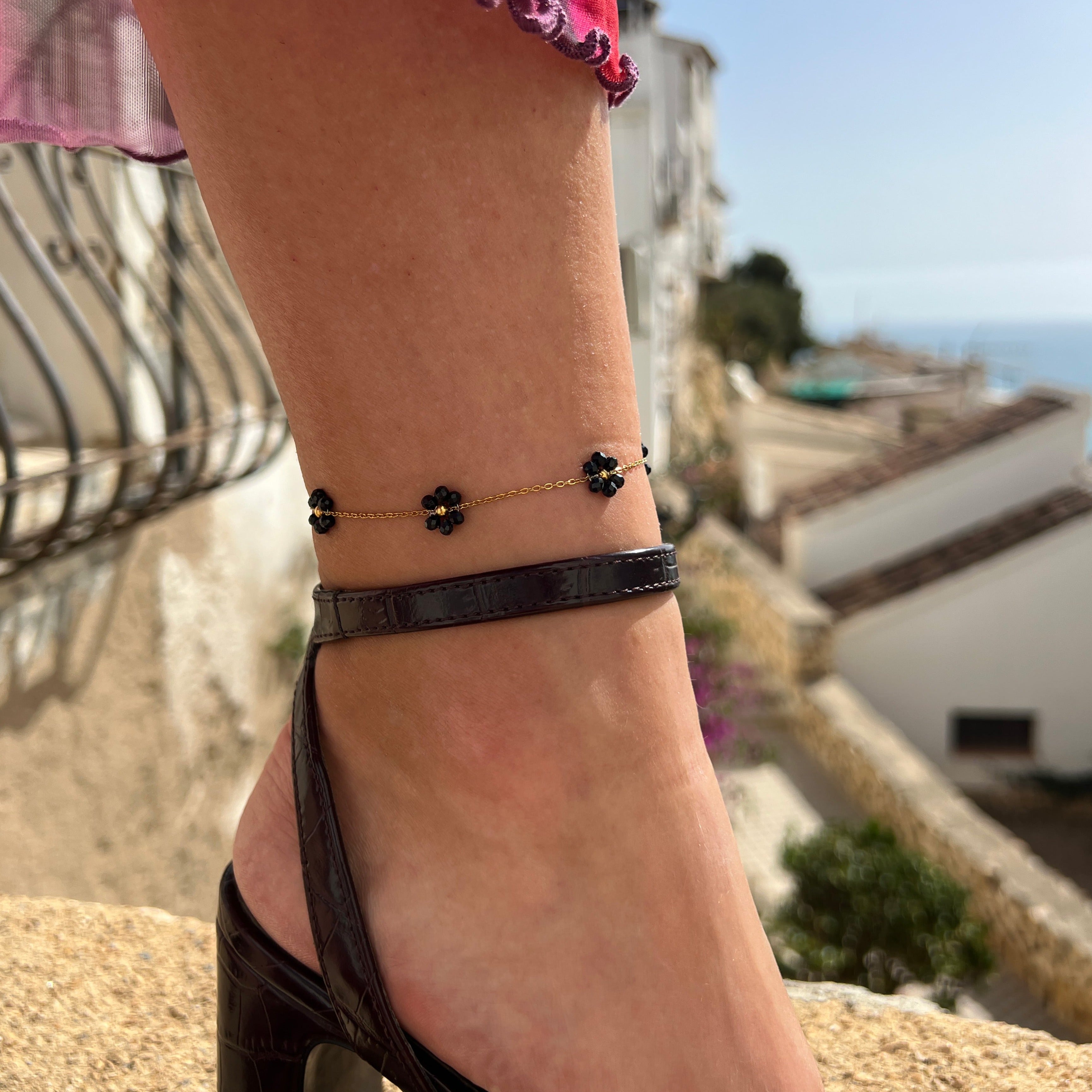 FLOURISH BLACK. ANKLET