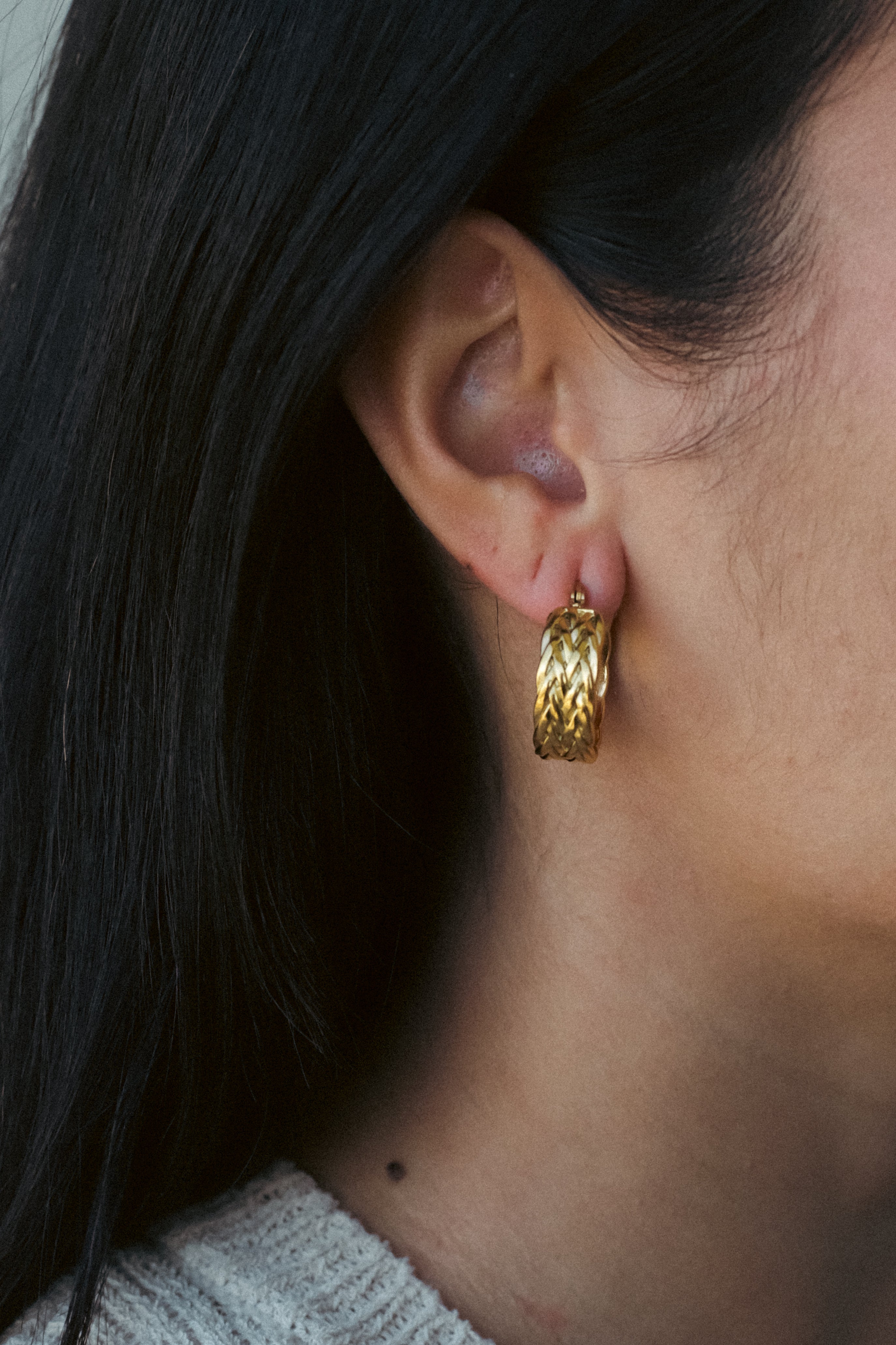 FLAT BRAIDED HOOPS.