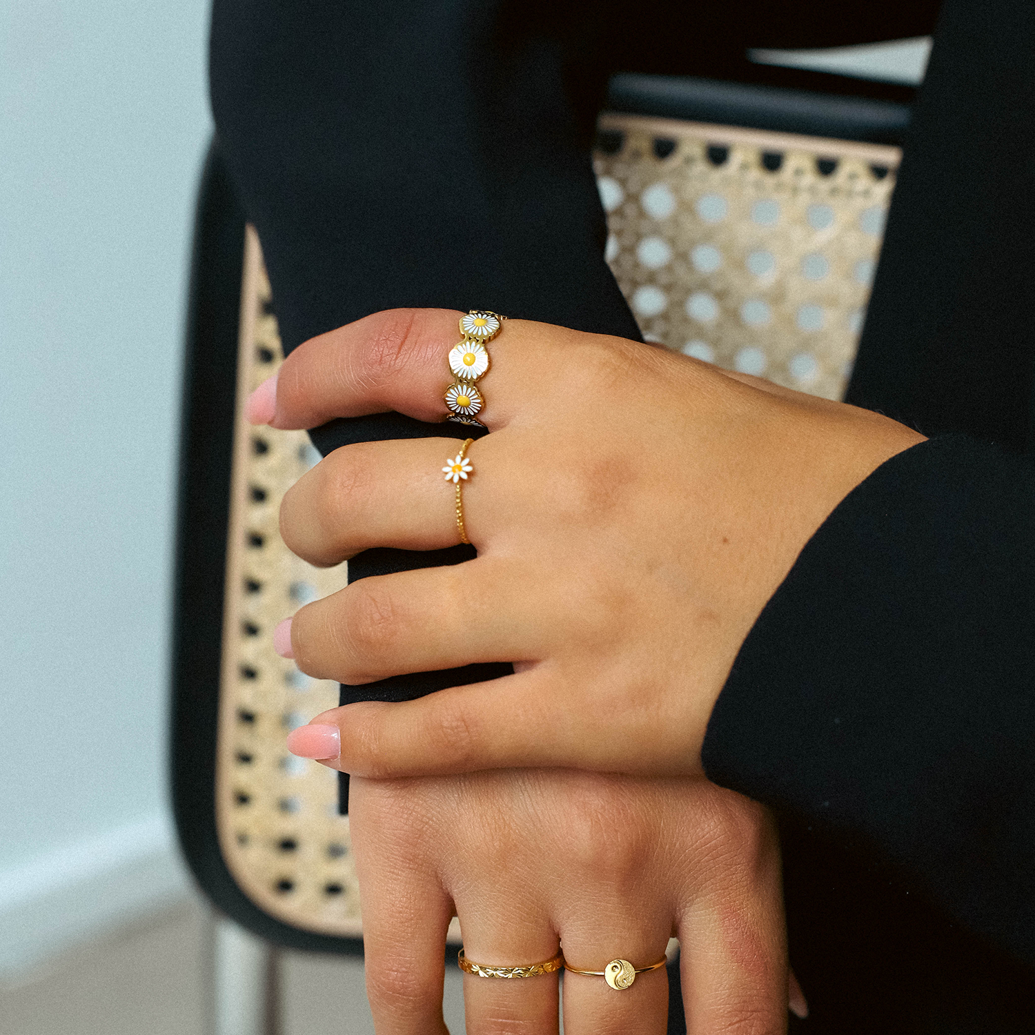 BLOOM RING.
