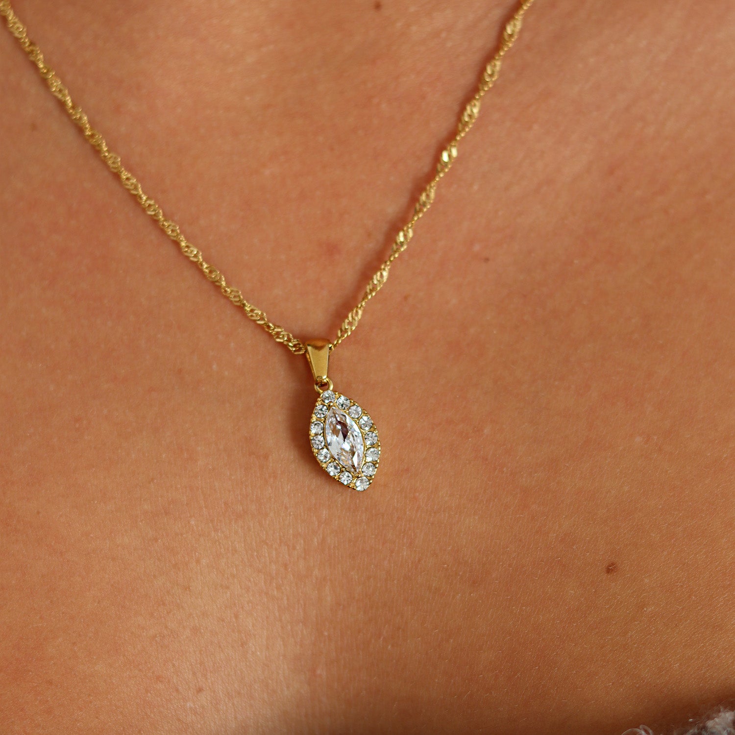 ENCHANT. white