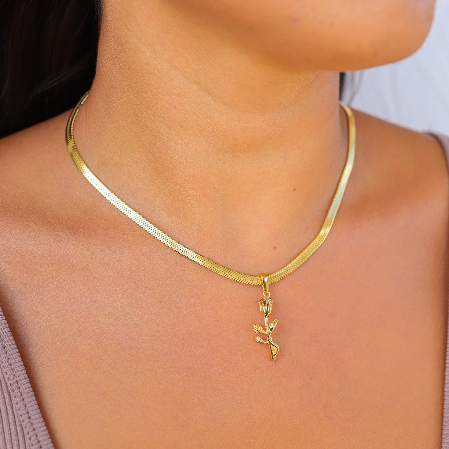 ROSE PENDANT.
