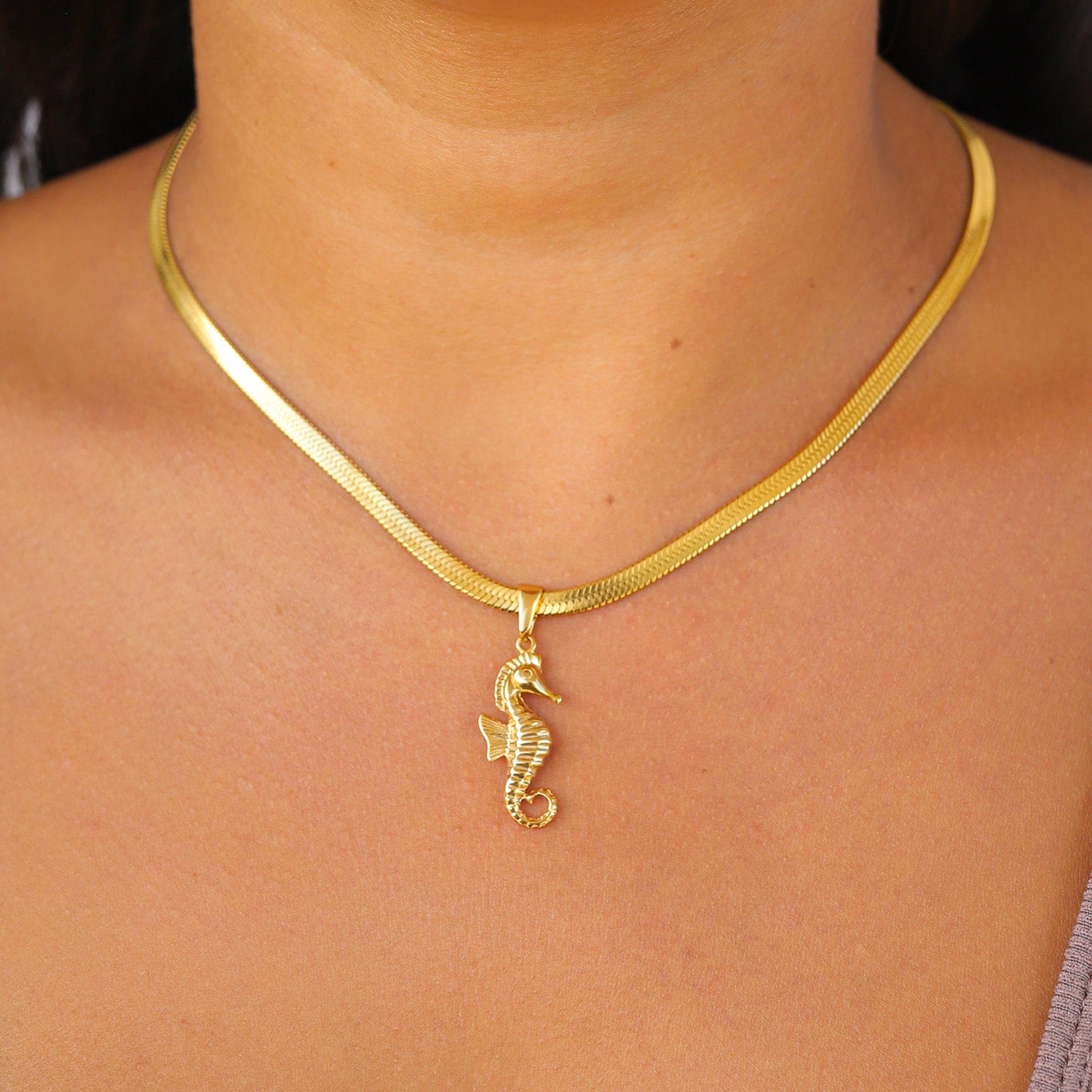 SEAHORSE PENDANT.