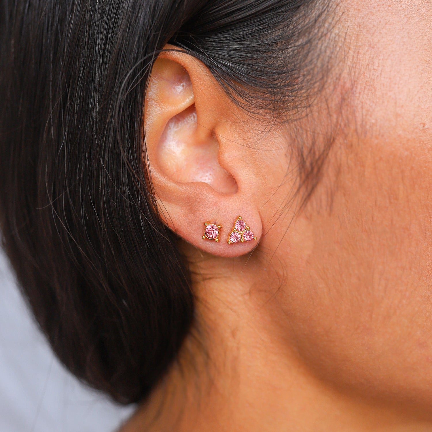 TRIANGLE STUD.
