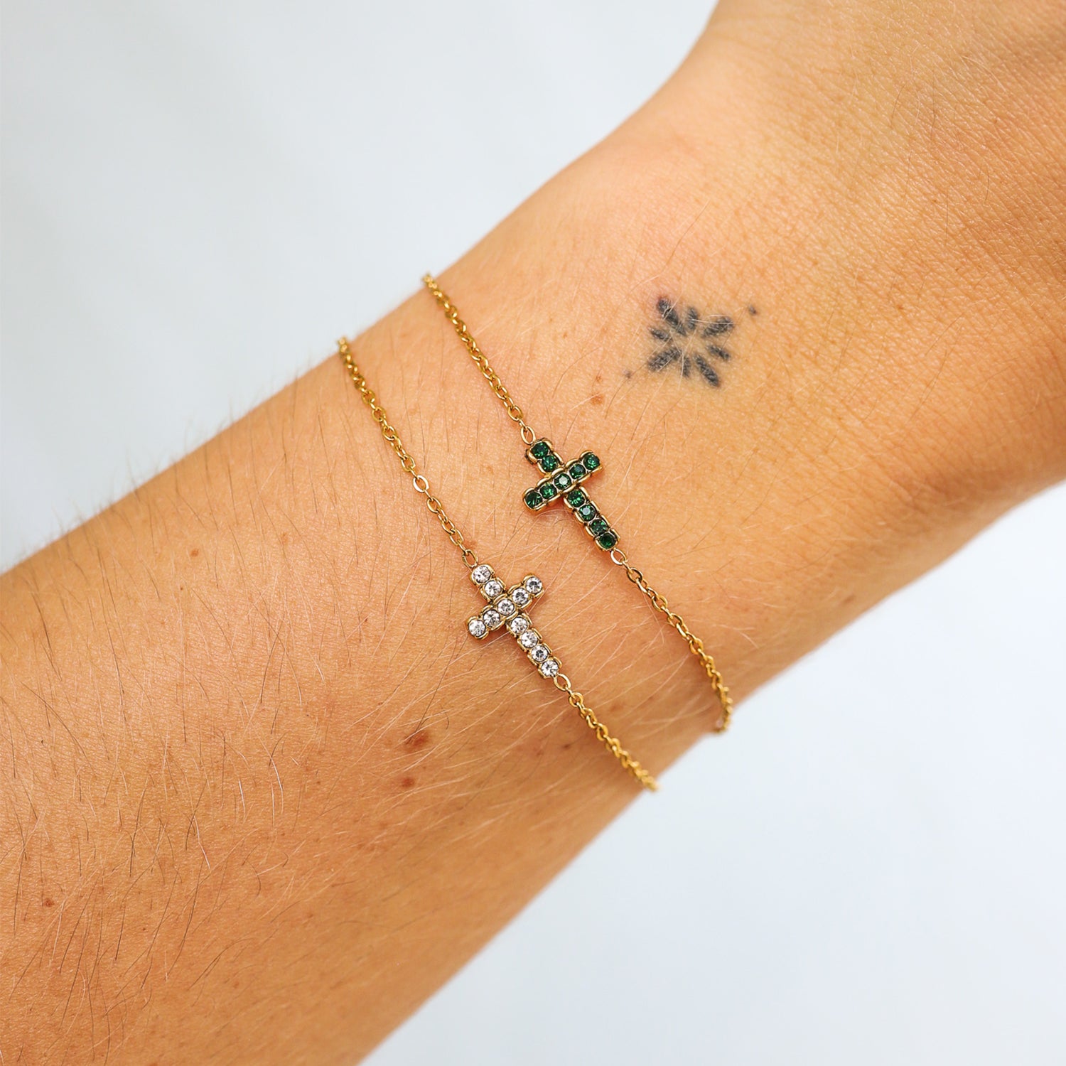CROSS BRACELET.