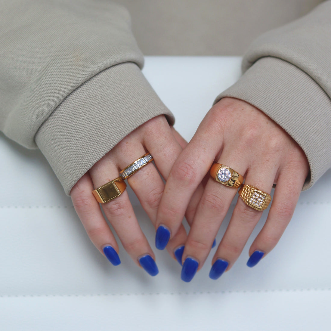 BAGUETTE RING.