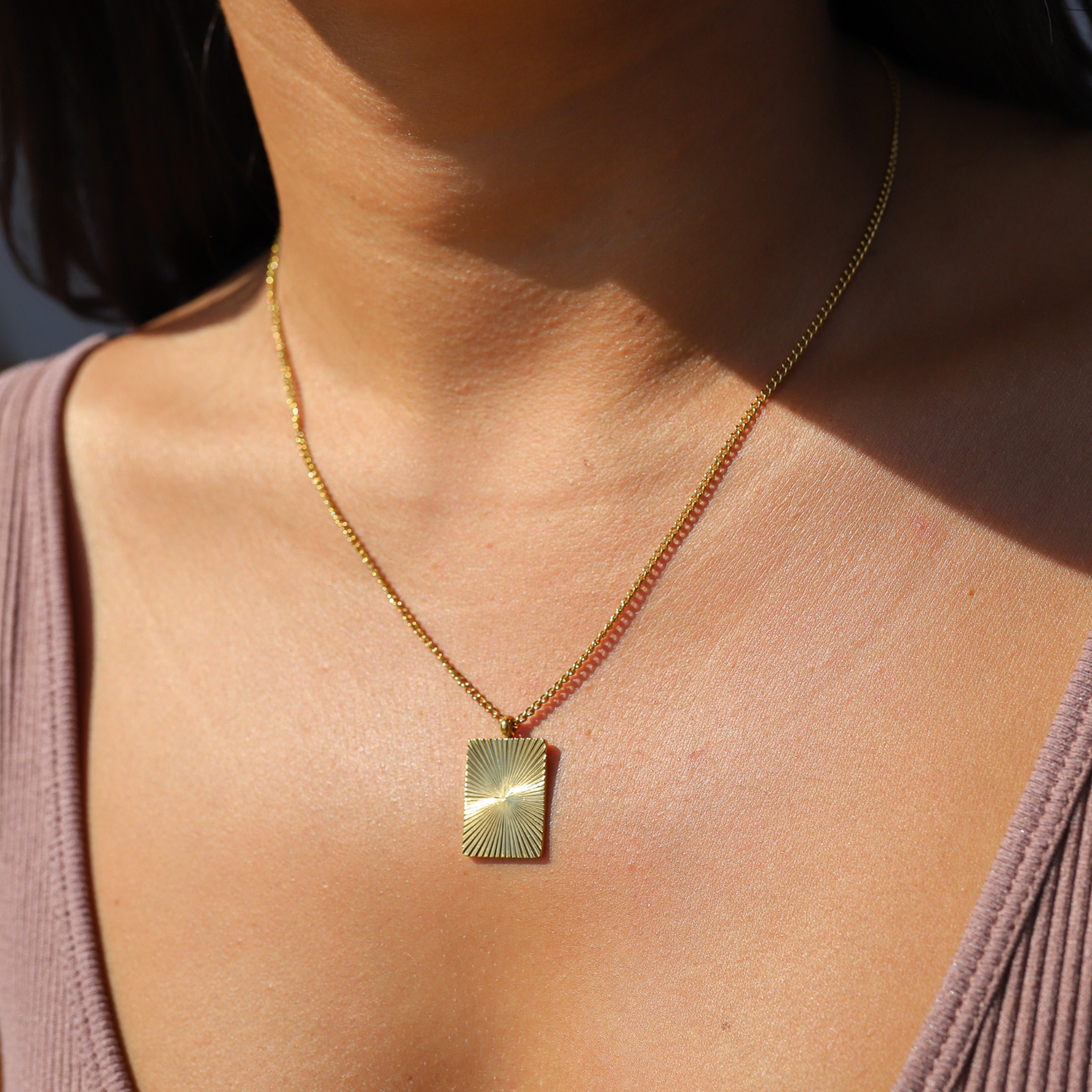 RAYS. necklace